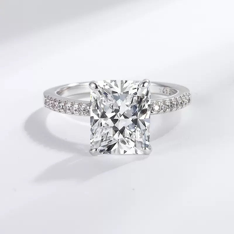 Isadora Ring | Sterling Silver